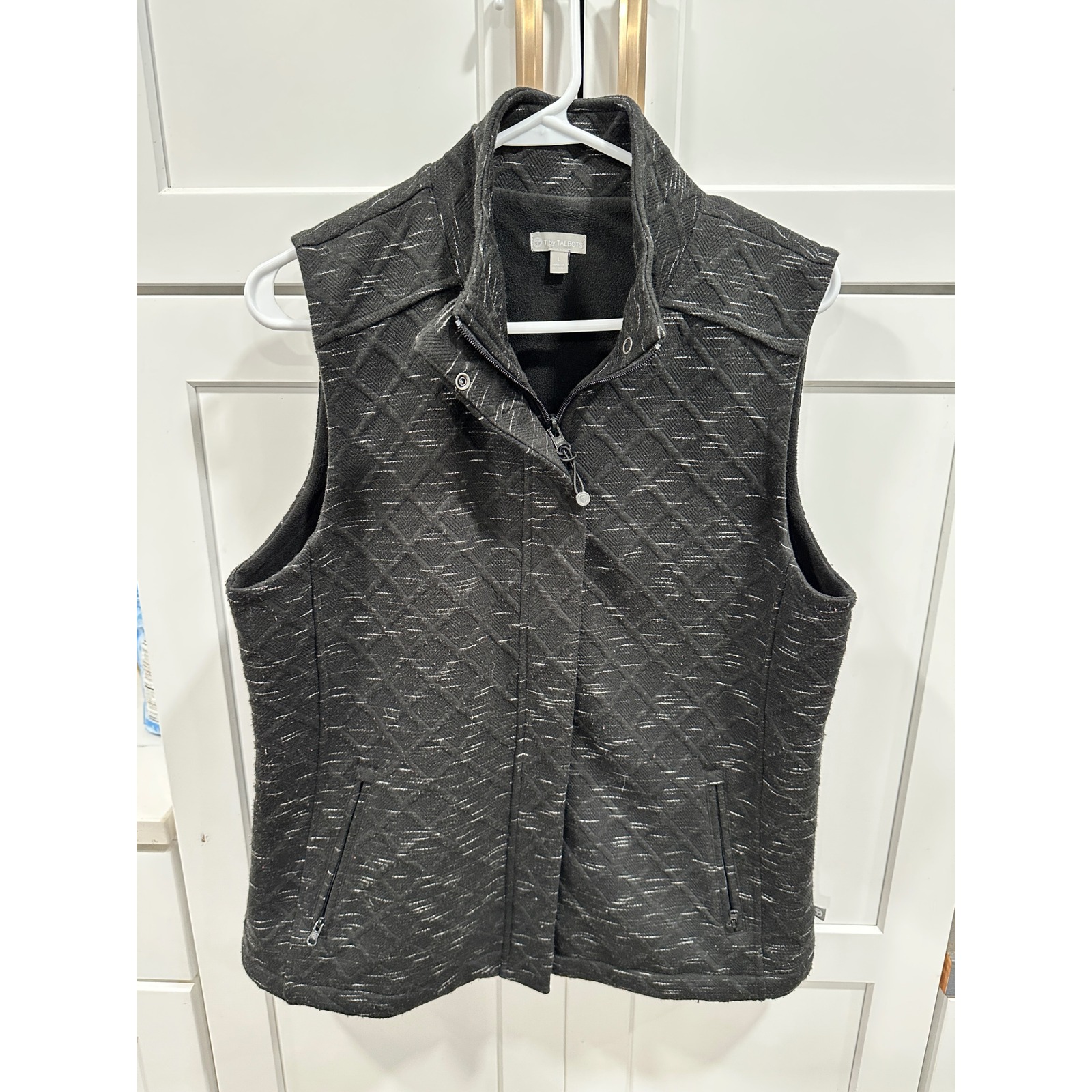 T By Talbots Quilted Vest Full Zip Pockets Sleeveless Black L